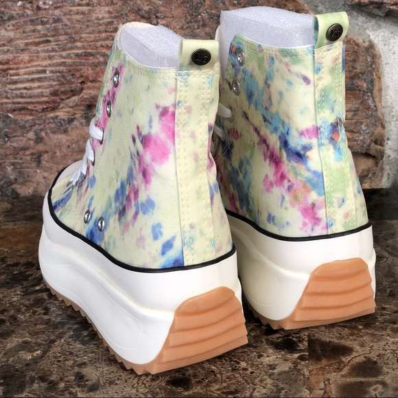 NEW Madden Girl Winnona Flatform High-Top Sneakers - Picture 2 of 10